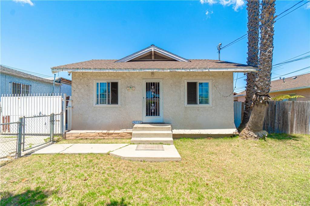 Inglewood, CA 90303,3751 W 106th ST