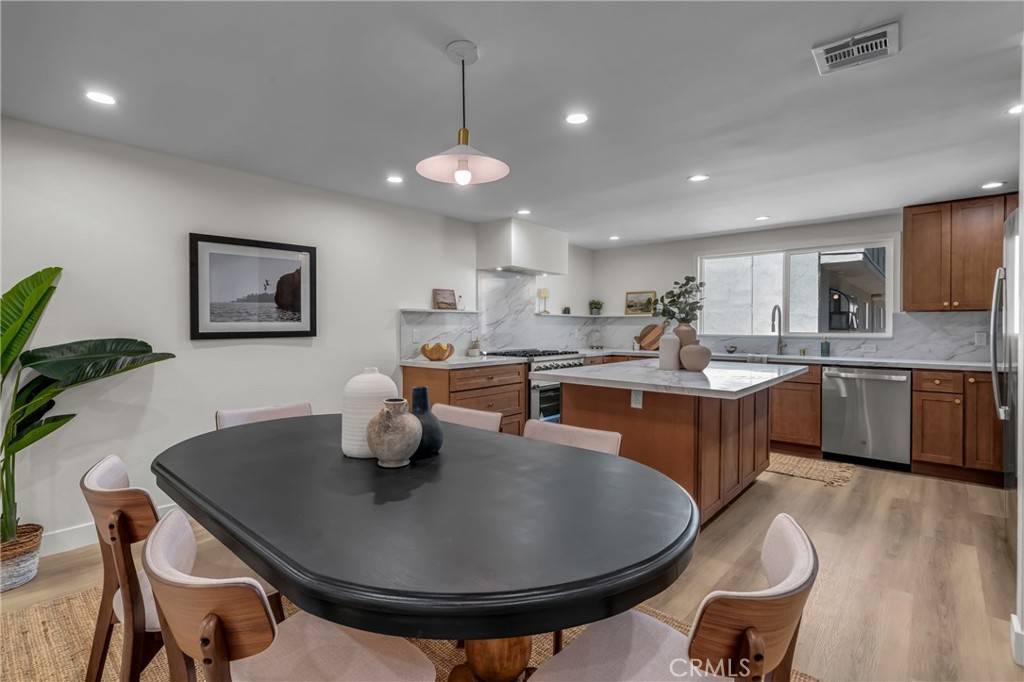 Marina Del Rey, CA 90292,13241 FIJI WAY #C