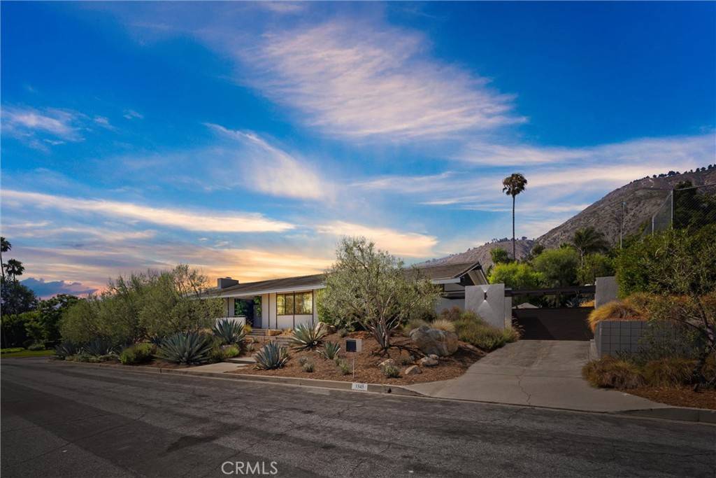 Pasadena, CA 91107,3345 Villa Mesa RD