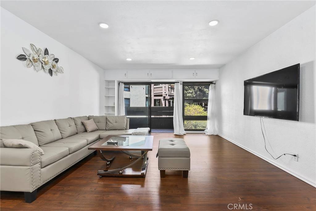 Playa Del Rey, CA 90293,7740 Redlands ST #M2076
