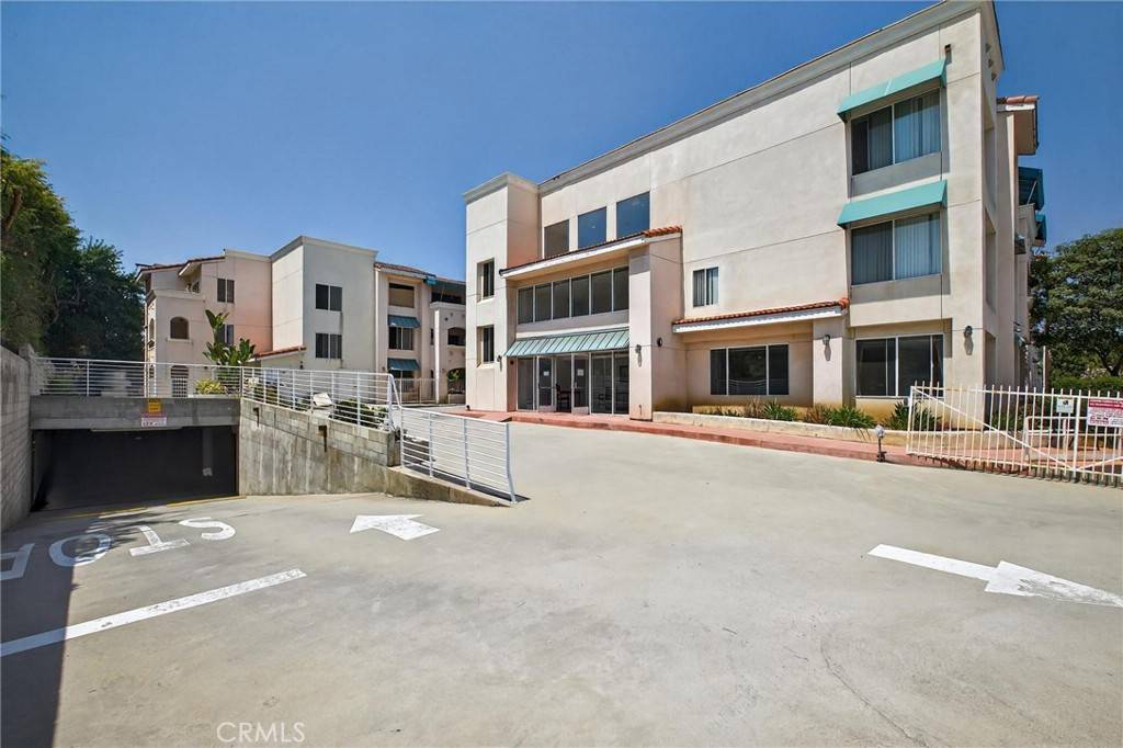 Monterey Park, CA 91754,111 Marguerita Ave #303