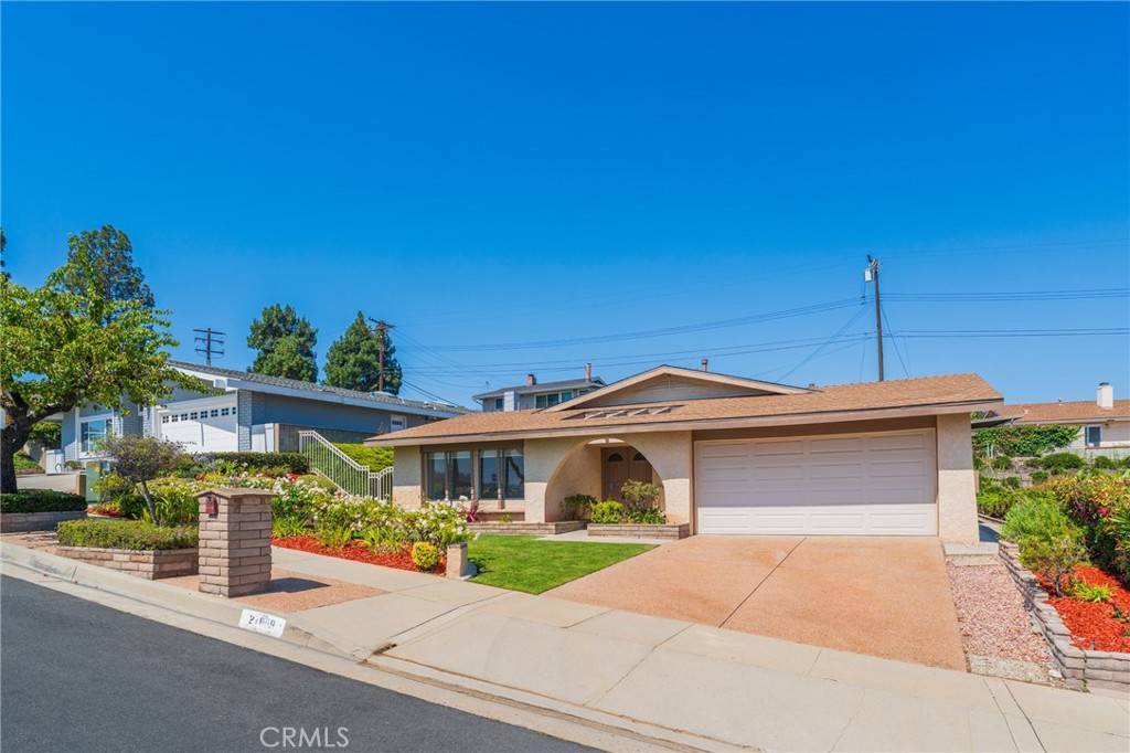 Rancho Palos Verdes, CA 90275,27659 Flaming Arrow DR