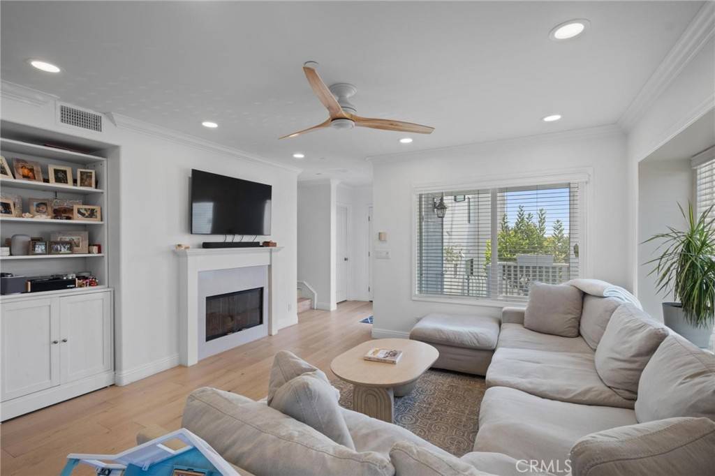 Manhattan Beach, CA 90266,1208 Tennyson ST #8