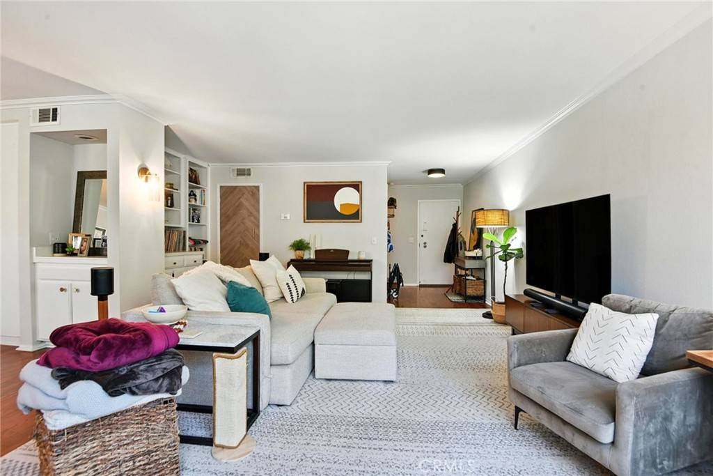 Playa Del Rey, CA 90293,8828 Pershing DR #138
