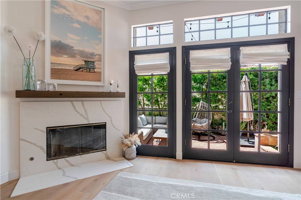 Redondo Beach, CA 90277,210 S Prospect AVE #2