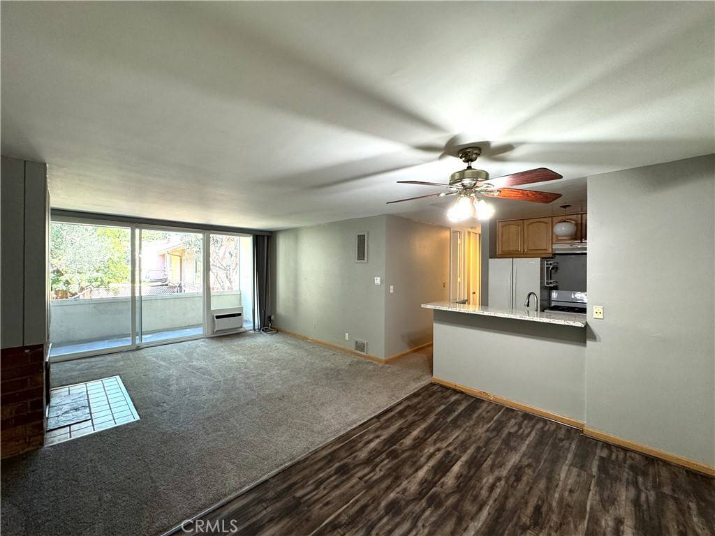 Culver City, CA 90230,6355 Green Valley CIR #215