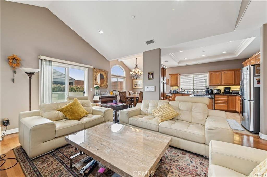 Redondo Beach, CA 90277,211 S. Francisca AVE #B