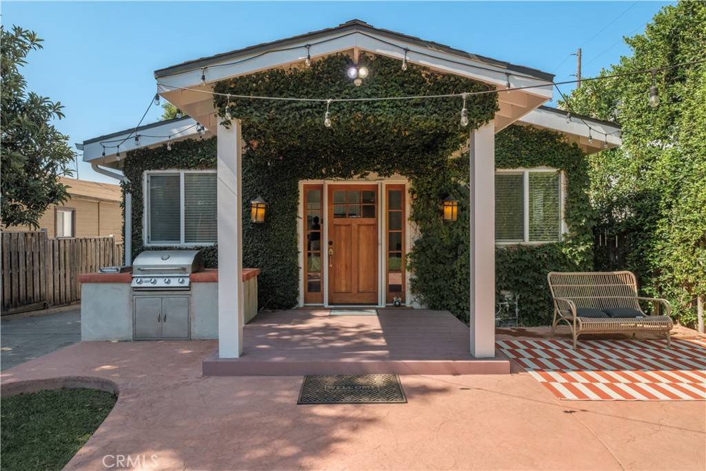Los Angeles, CA 90026,2150 Kent ST