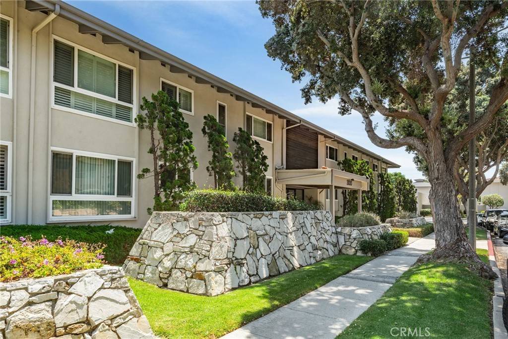 Torrance, CA 90503,3030 Merrill DR #24