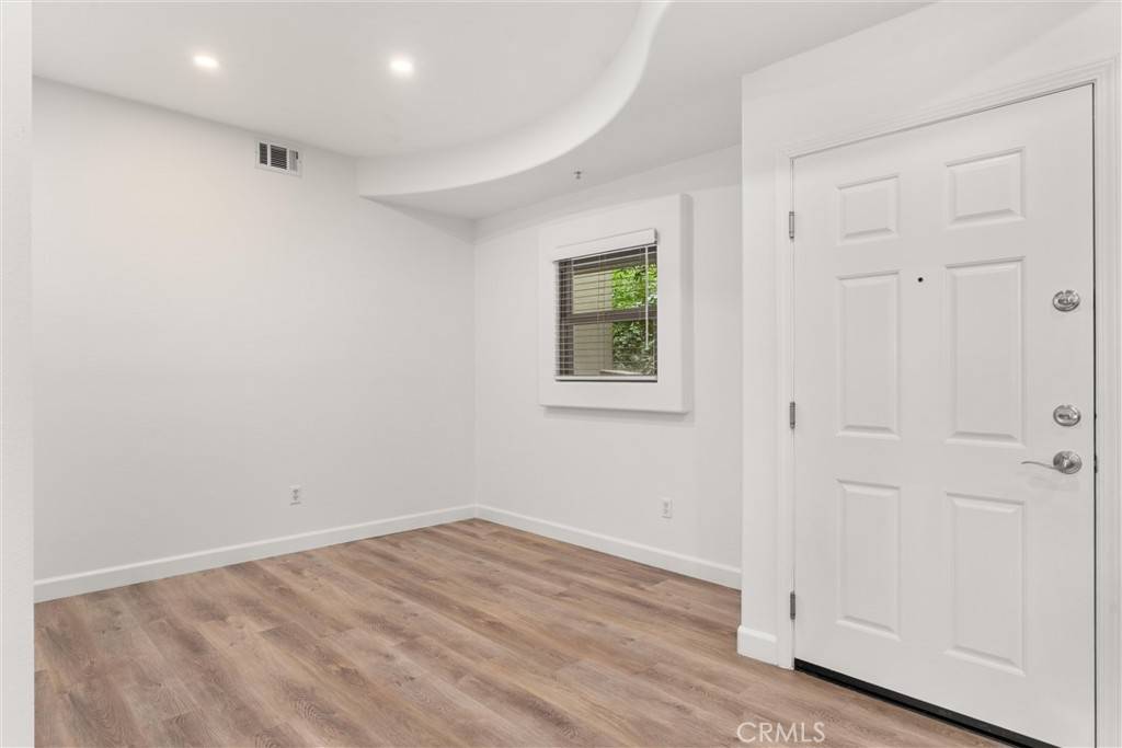 Playa Vista, CA 90094,13044 Pacific Promenade #101