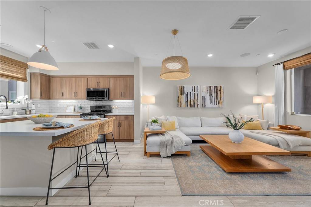 Gardena, CA 90248,7755 Taylor LN