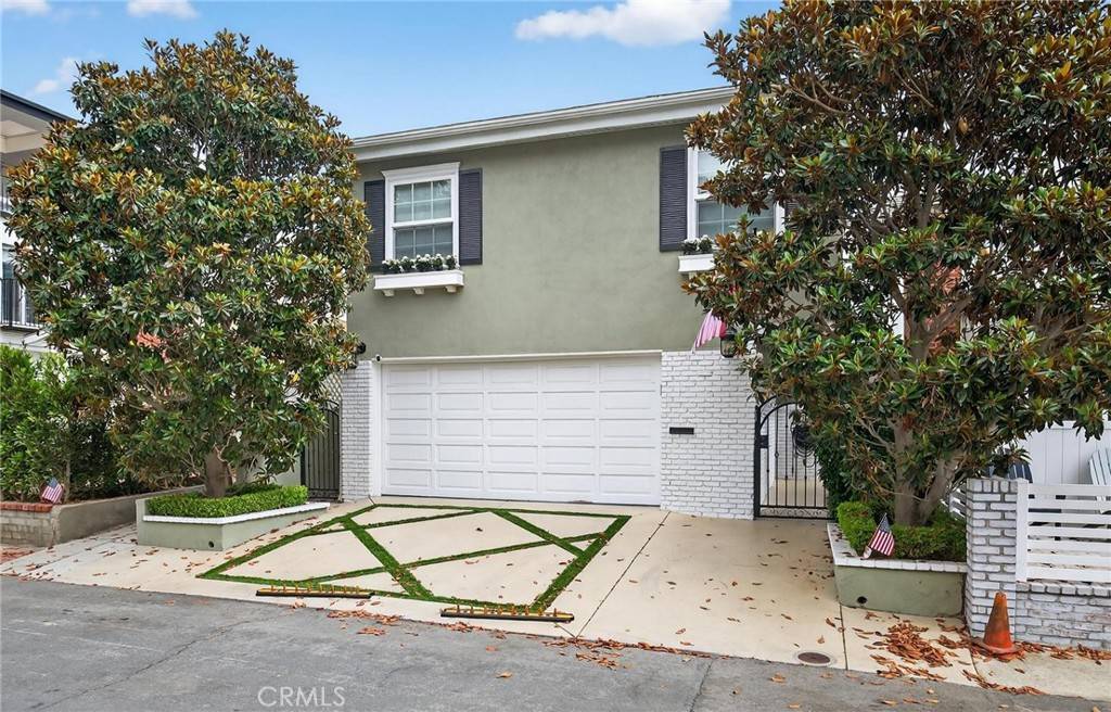 Manhattan Beach, CA 90266,456 30th ST