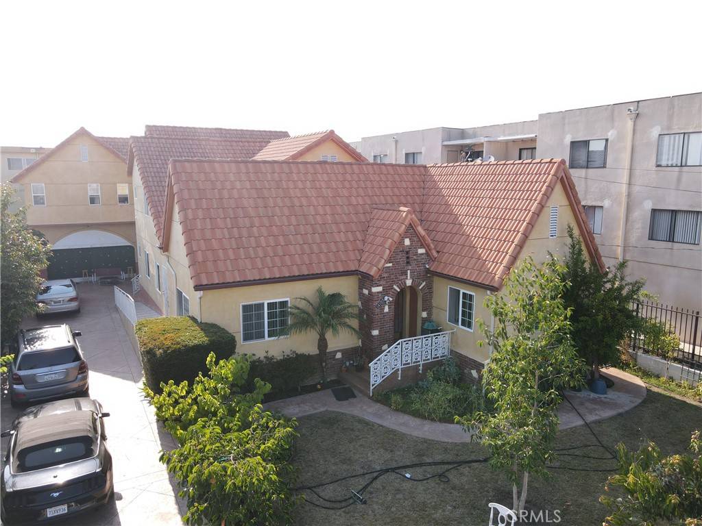 Hawthorne, CA 90250,14105 Fonthill AVE #B