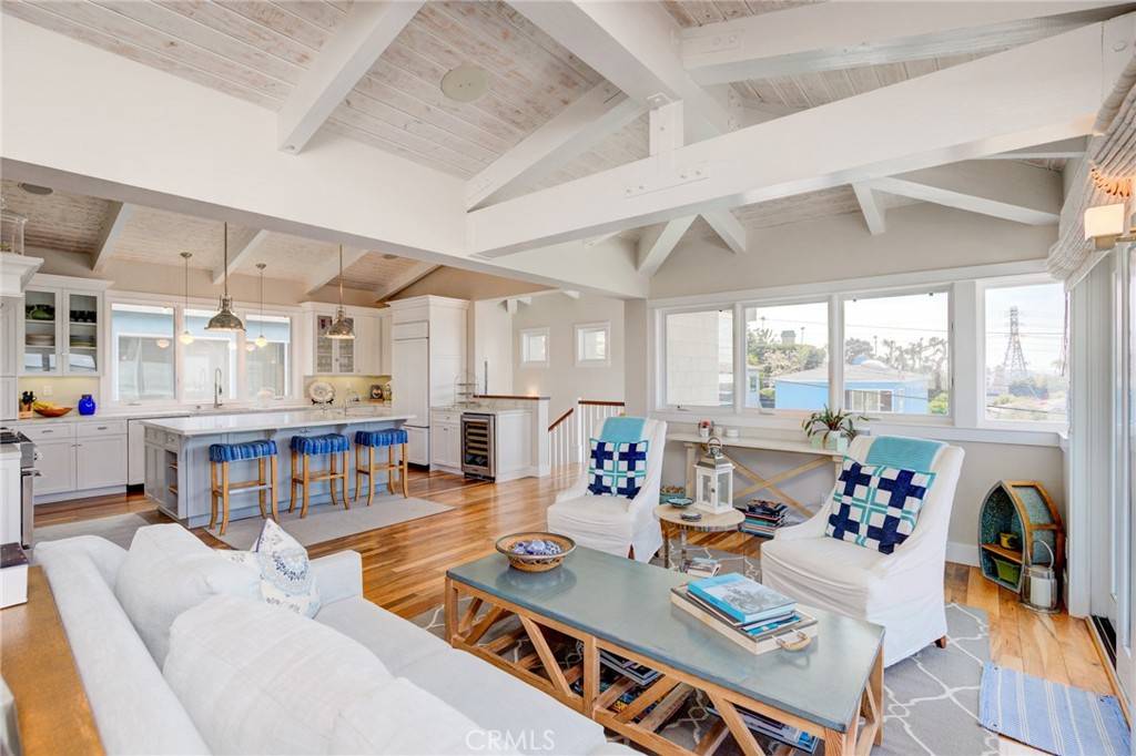 Hermosa Beach, CA 90254,917 3rd ST