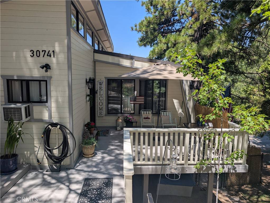 Running Springs, CA 92382,30741 Live Oak DR