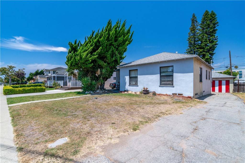 El Segundo, CA 90245,1421 E Walnut AVE