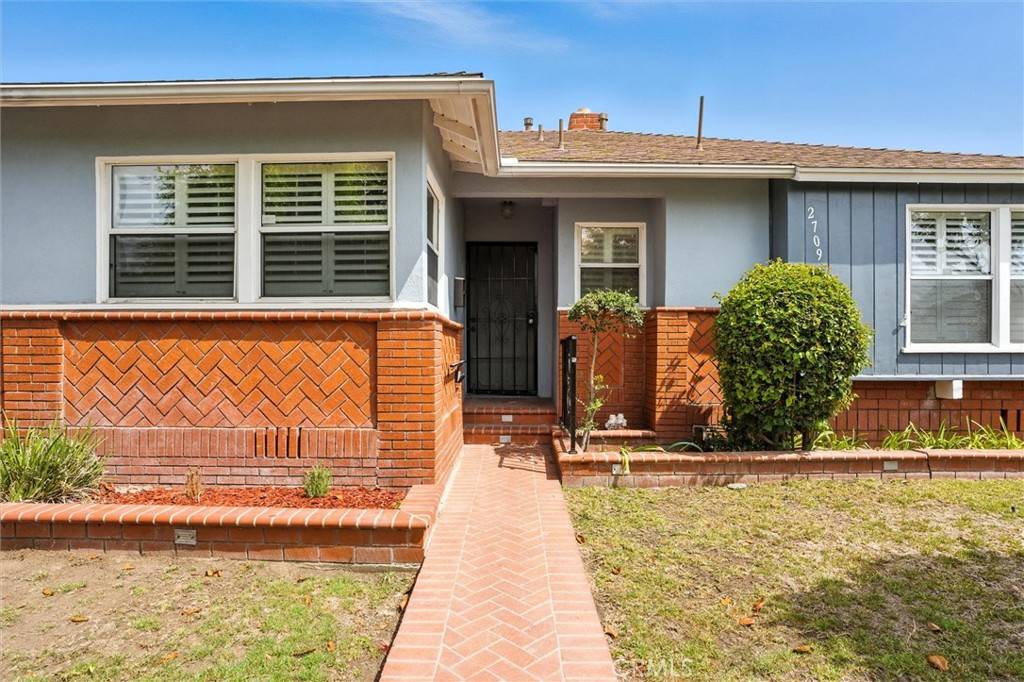 Inglewood, CA 90303,2709 W 109th ST