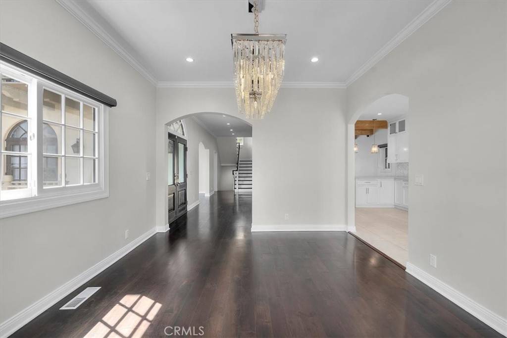 Palos Verdes Estates, CA 90274,536 Via Media