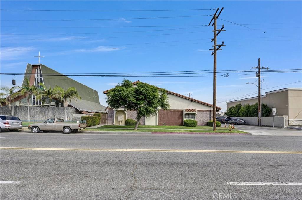 Gardena, CA 90249,3129 W Marine AVE #7