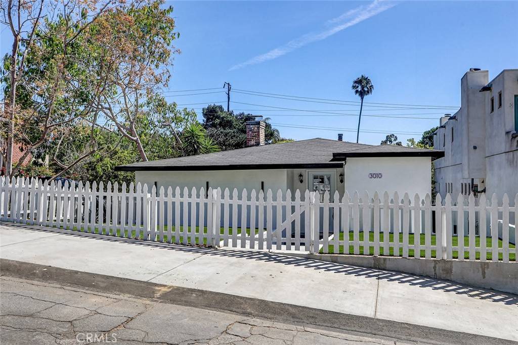 Manhattan Beach, CA 90266,3010 Laurel AVE