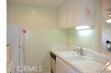 Redondo Beach, CA 90277,650 The Village #115
