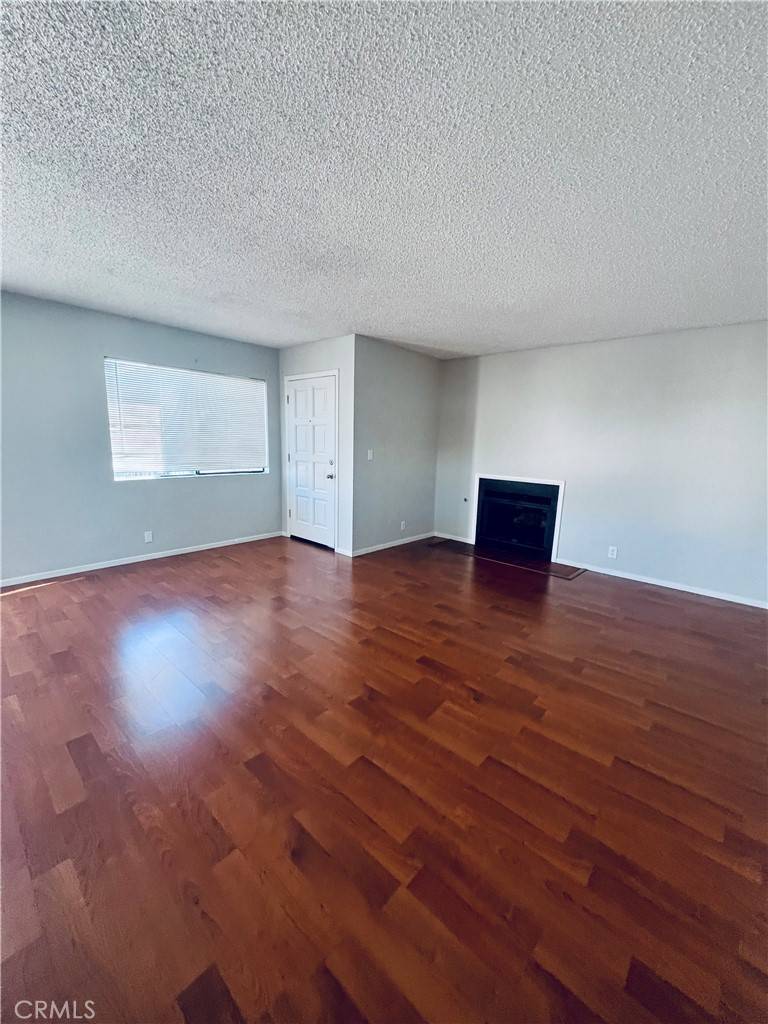 Gardena, CA 90247,1549 W 146th St #9