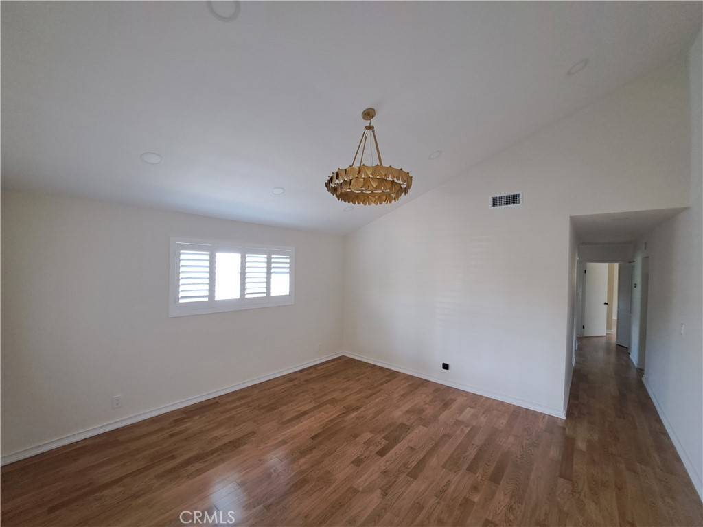 Inglewood, CA 90303,3833 W 113th ST