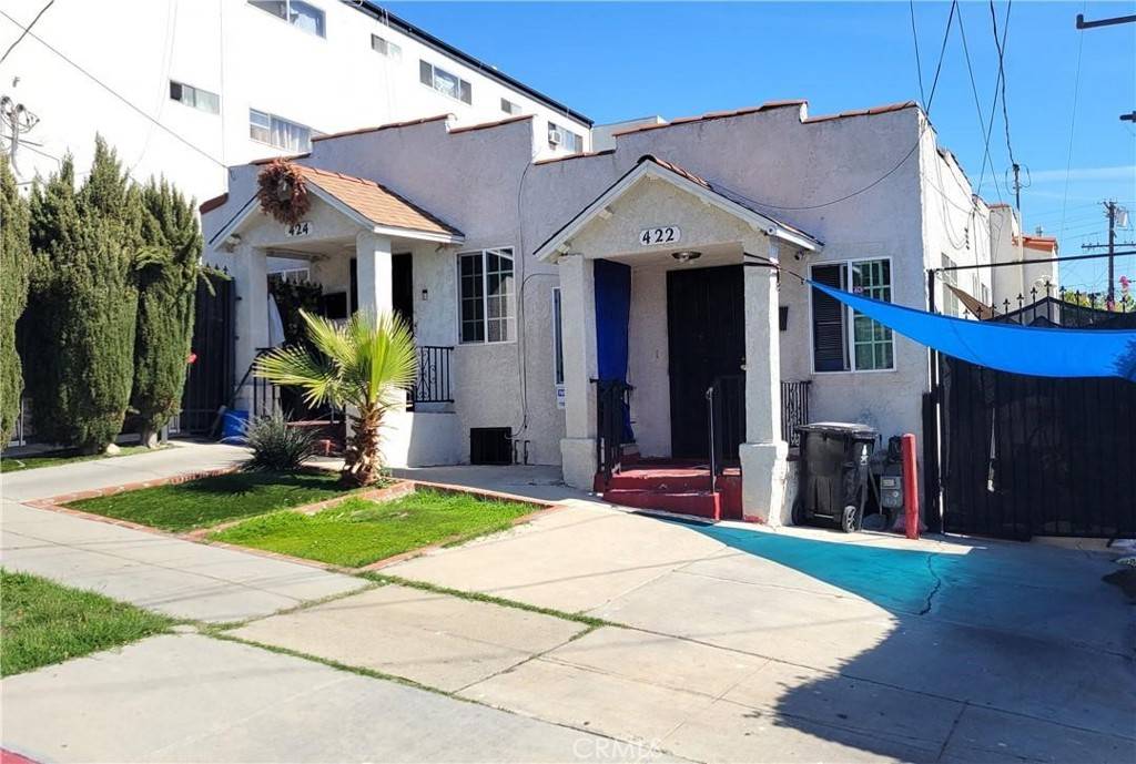 Los Angeles, CA 90004,422 Normandie PL