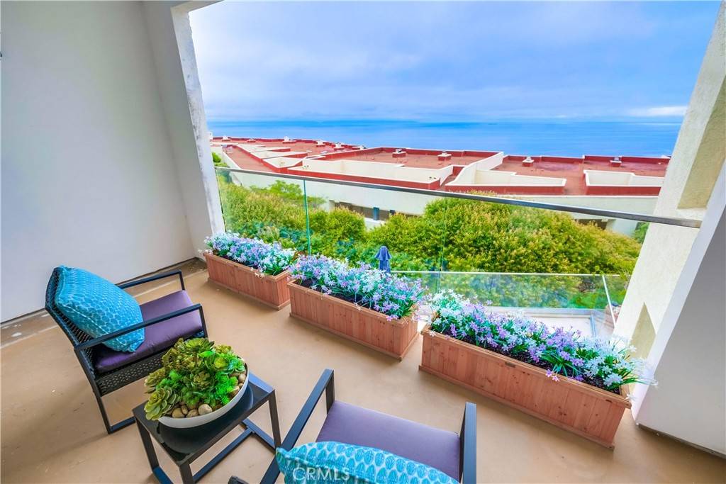 Rancho Palos Verdes, CA 90275,3200 La Rotonda DR #507