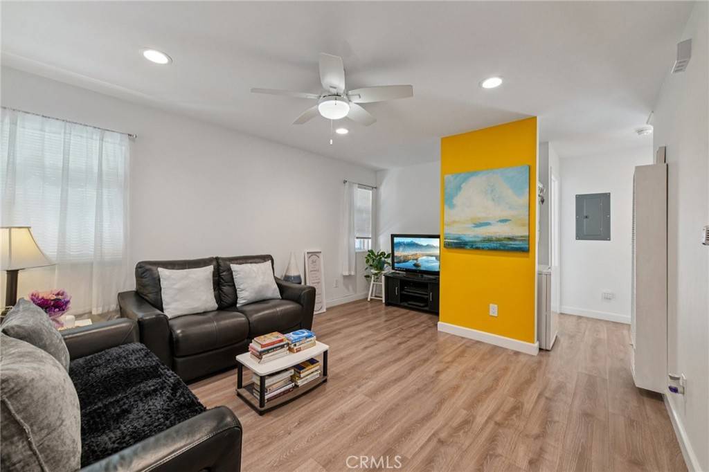 San Pedro, CA 90731,745 W Oliver St