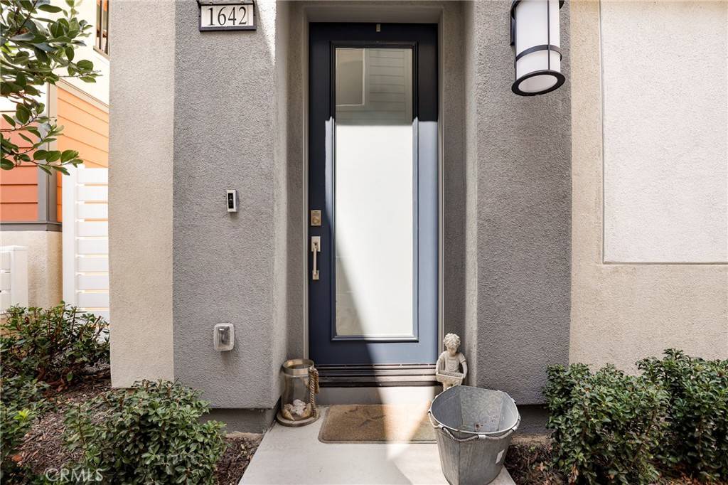 San Pedro, CA 90732,1642 W Saratoga LN