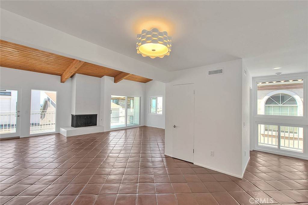 Hermosa Beach, CA 90254,310 Bayview Drive