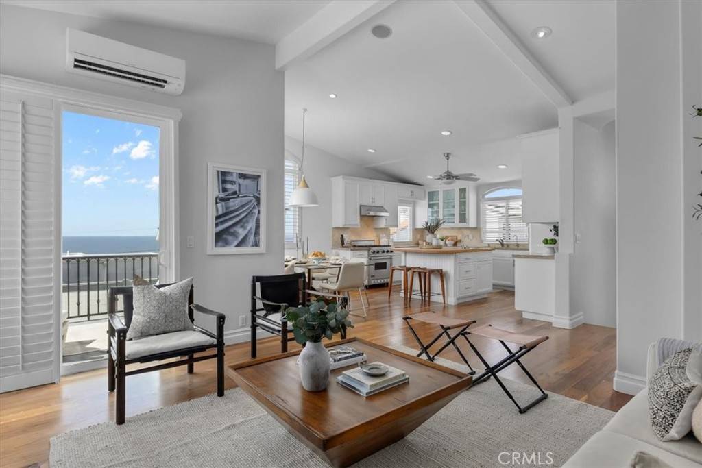 Manhattan Beach, CA 90266,228 5th Place