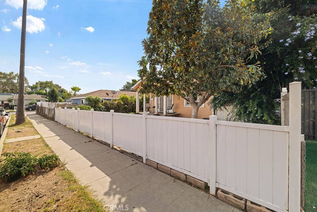 Harbor City, CA 90710,1336 251st ST
