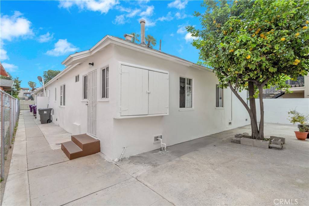 Long Beach, CA 90813,1629 Cedar Ave