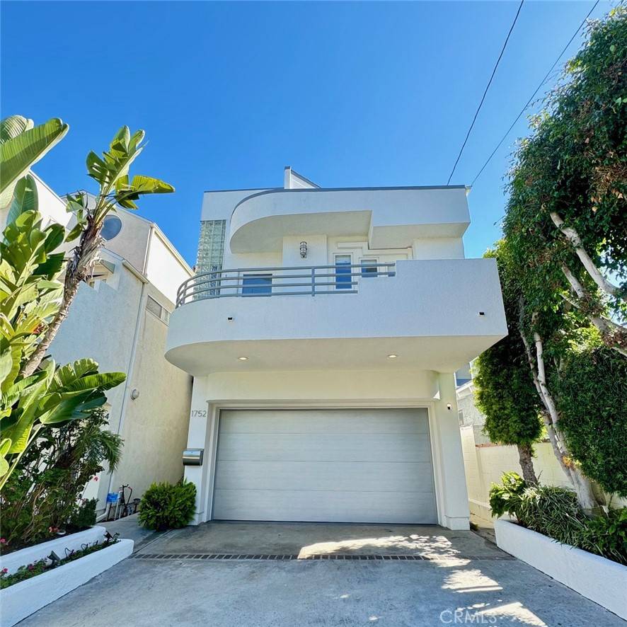 Redondo Beach, CA 90278,1752 Carver ST