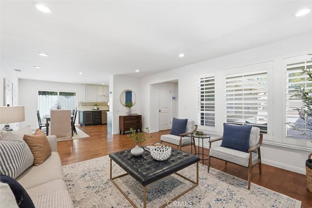 Redondo Beach, CA 90277,904 Knob Hill