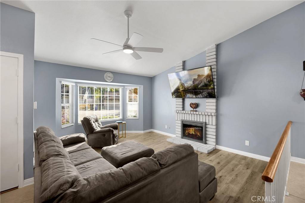 Rancho Cucamonga, CA 91739,6584 Elderberry CT