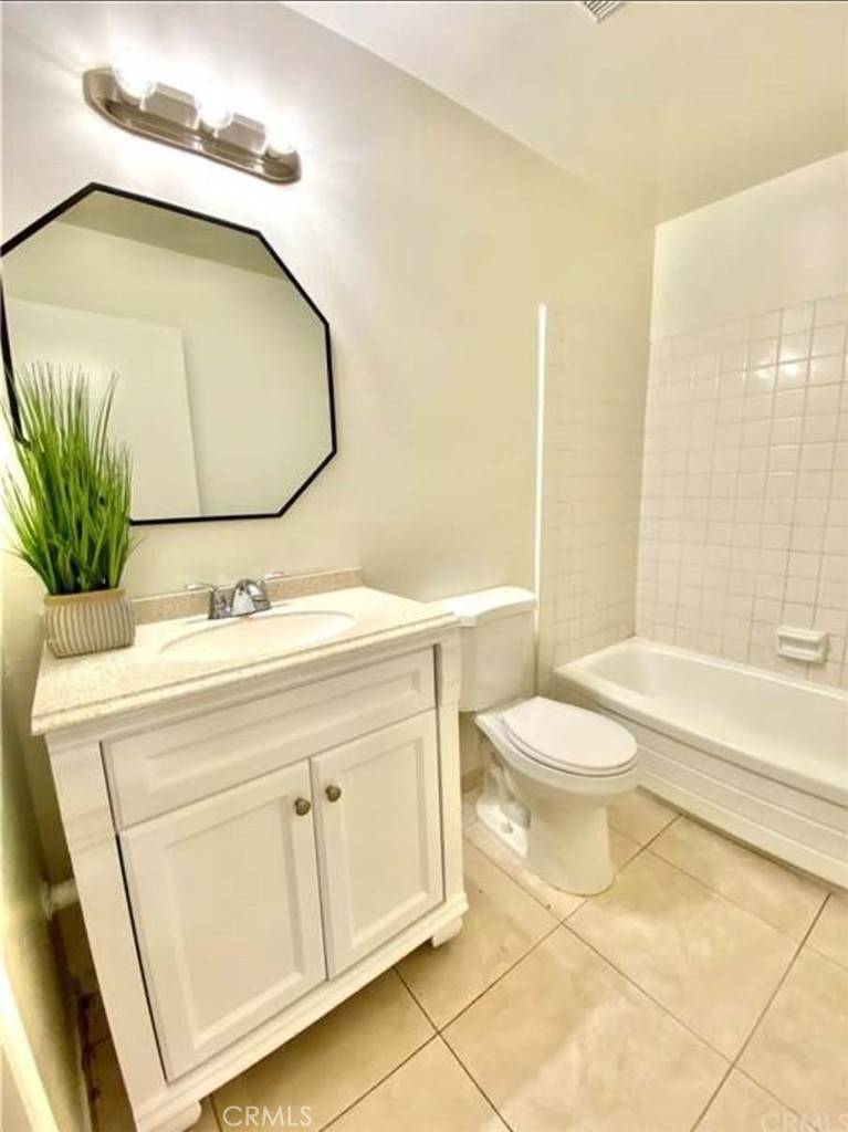 Tustin, CA 92780,1777 Mitchell