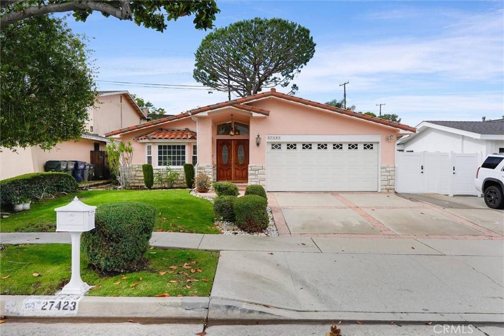 Rancho Palos Verdes, CA 90275,27423 Warrior DR