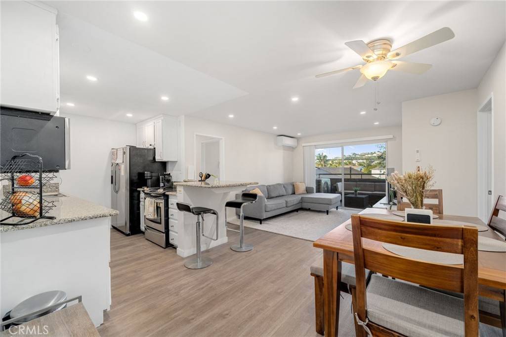 Long Beach, CA 90804,2507 E 15th #213