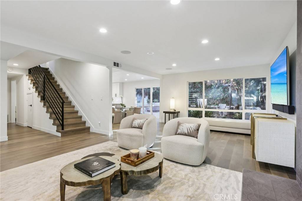 Rancho Palos Verdes, CA 90275,5044 Blackhorse RD