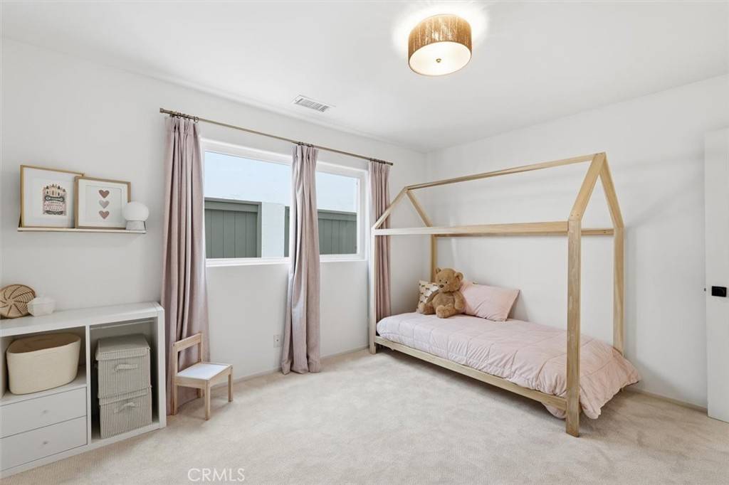 Redondo Beach, CA 90278,1722 Rockefeller