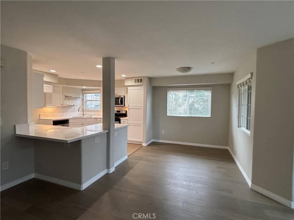 Harbor City, CA 90710,1401 Lomita Blvd #108