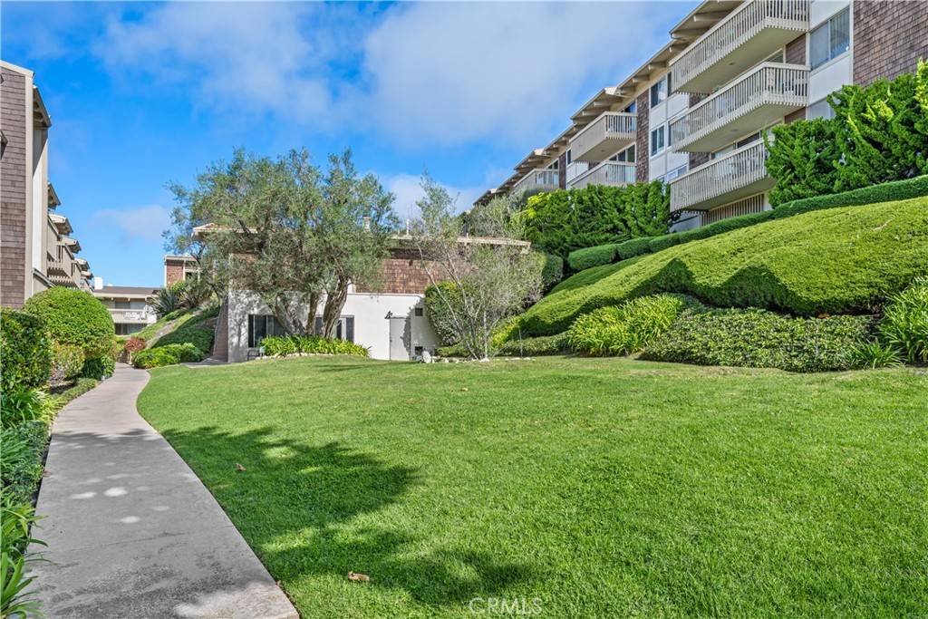Rancho Palos Verdes, CA 90275,6542 Ocean Crest #D208