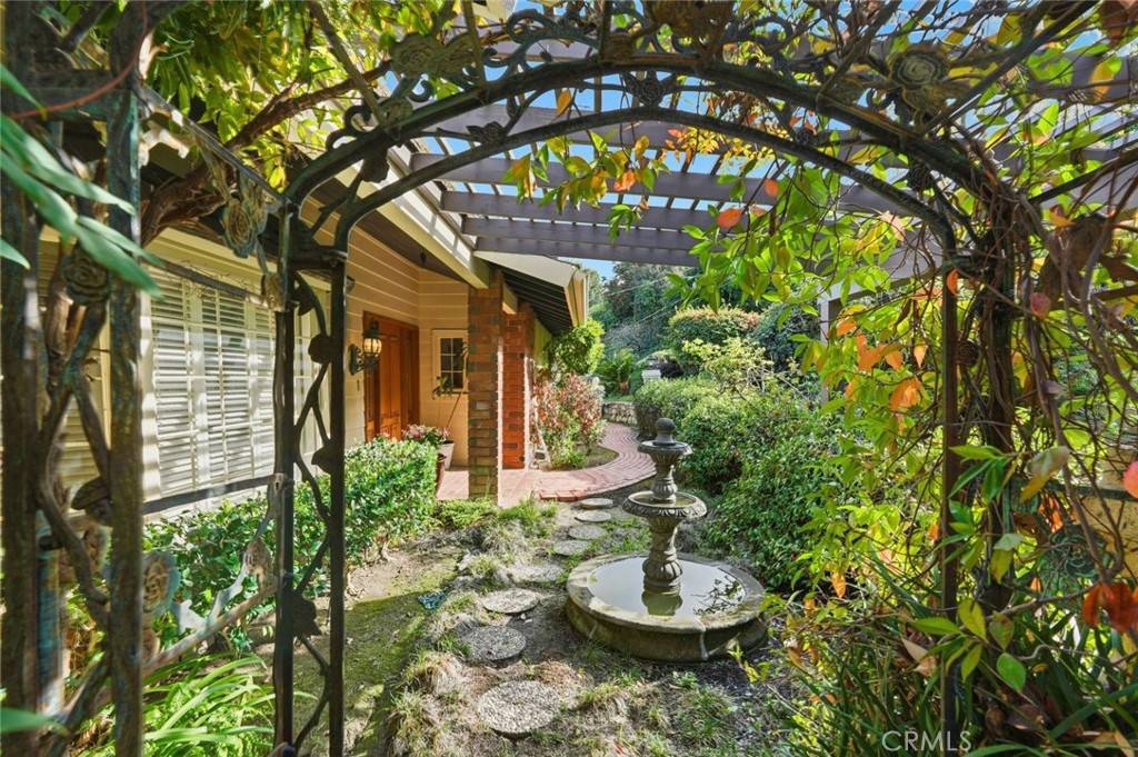 Rancho Palos Verdes, CA 90275,28612 Palos Verdes E