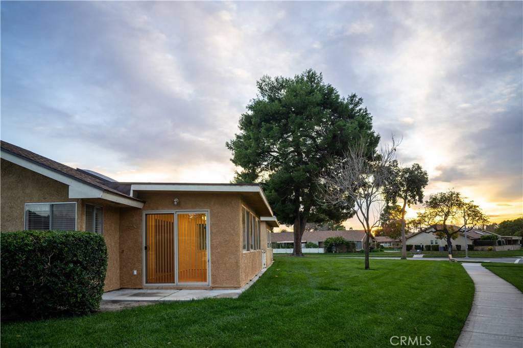 Camarillo, CA 93012,4208 Village 4