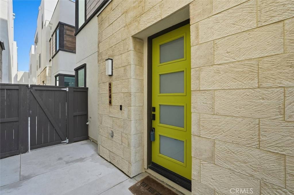 Gardena, CA 90249,2144 Swallowtail WALK