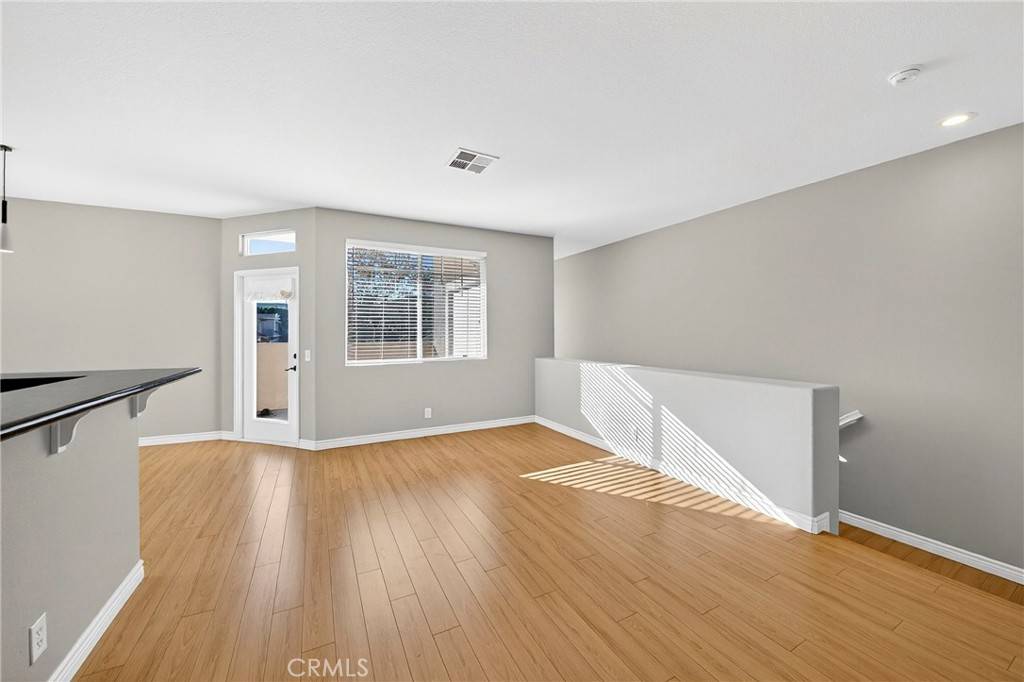 Carson, CA 90746,17809 Ash CT