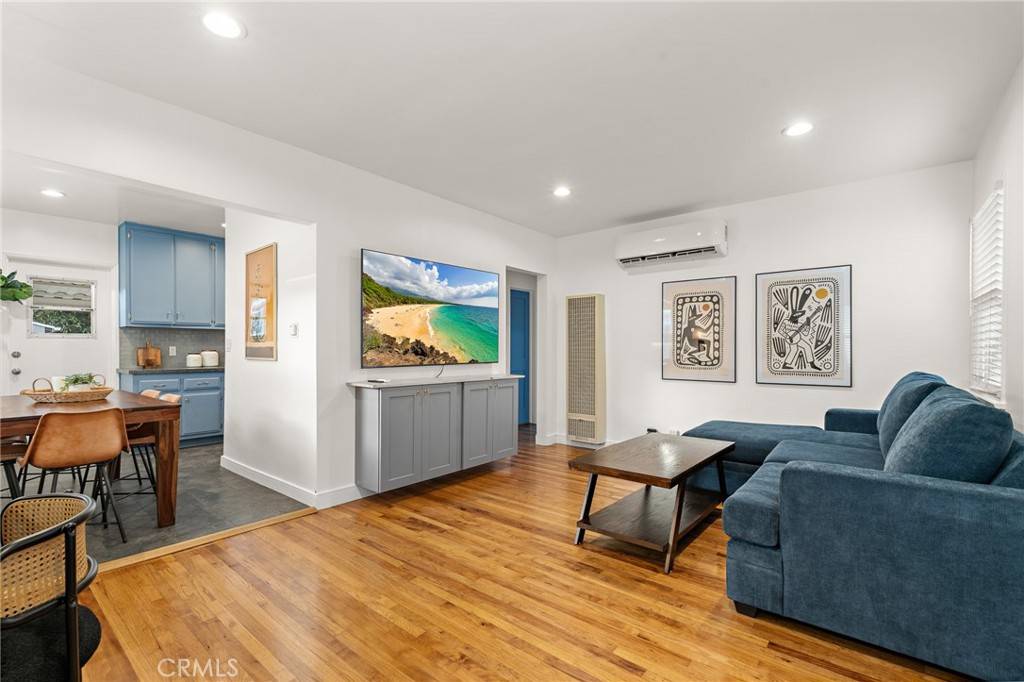 Hawthorne, CA 90250,5027 W 135th